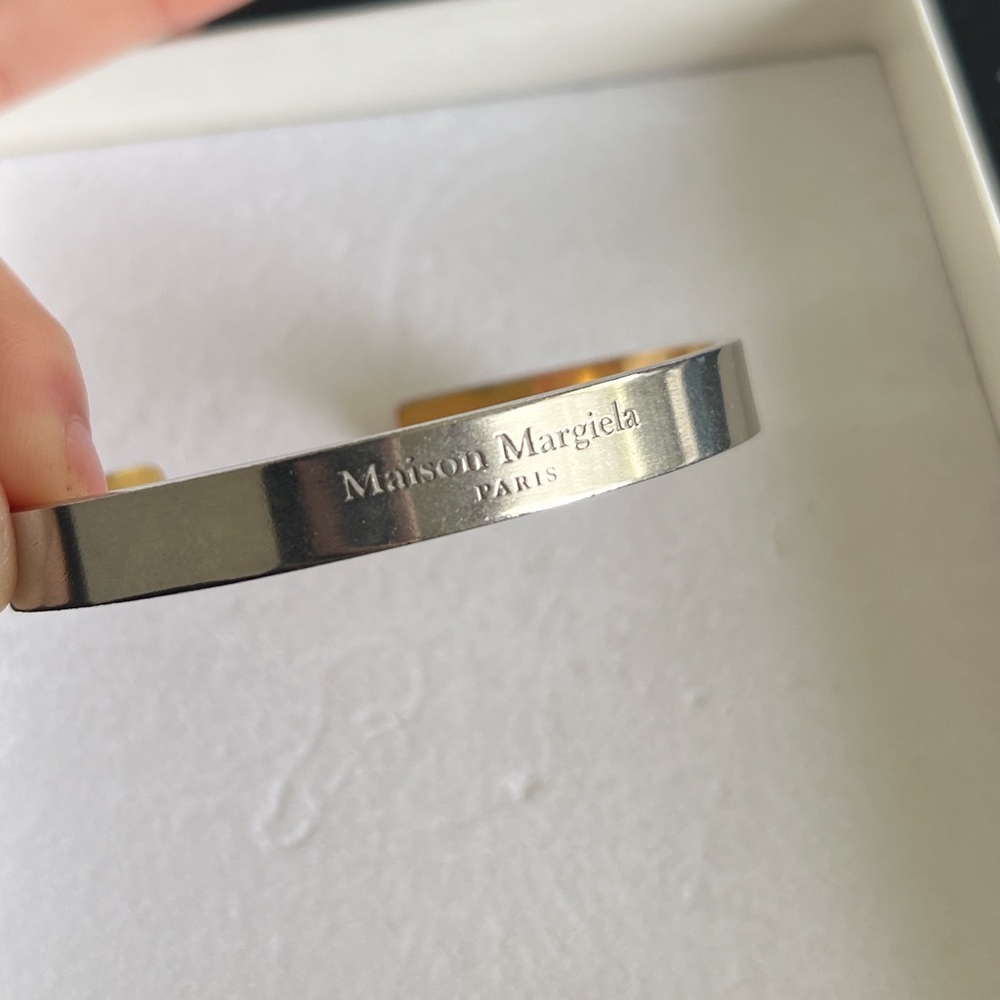 Maison Margiela Silver Palladio Semi Polished and Yello Bracelet
XS
